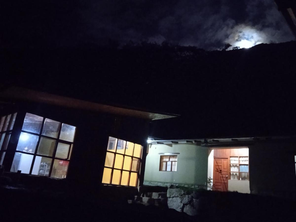 Lia B&B Lucmabamba Sahuayaco Zewnętrze zdjęcie